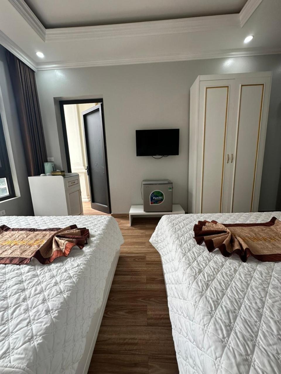 Viet Hoang Hotel ها لونغ المظهر الخارجي الصورة