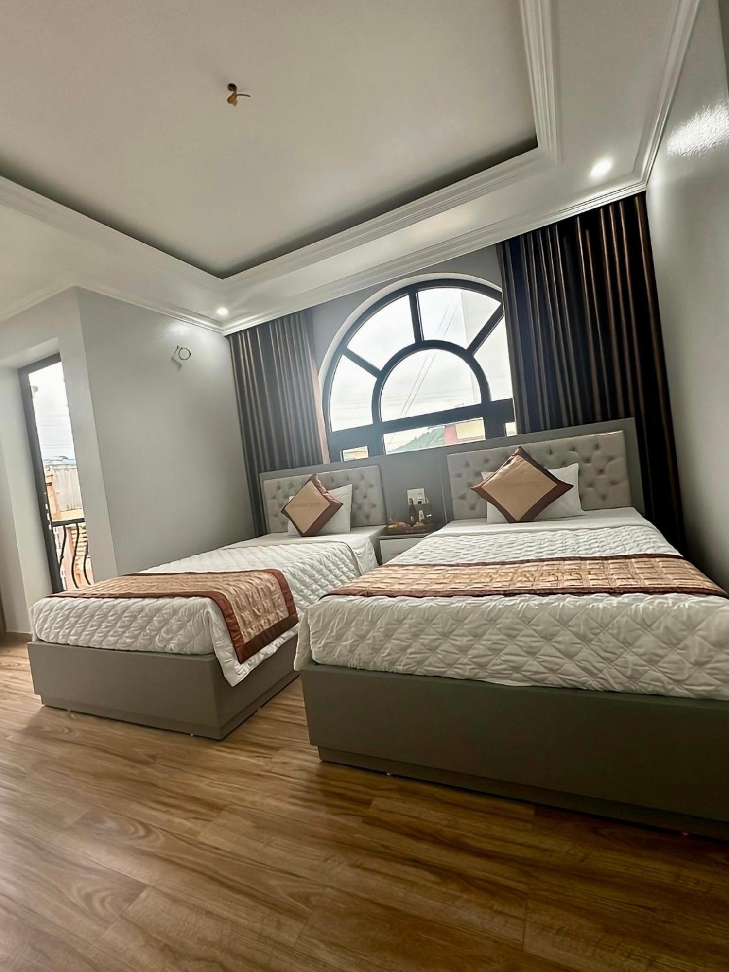 Viet Hoang Hotel ها لونغ المظهر الخارجي الصورة