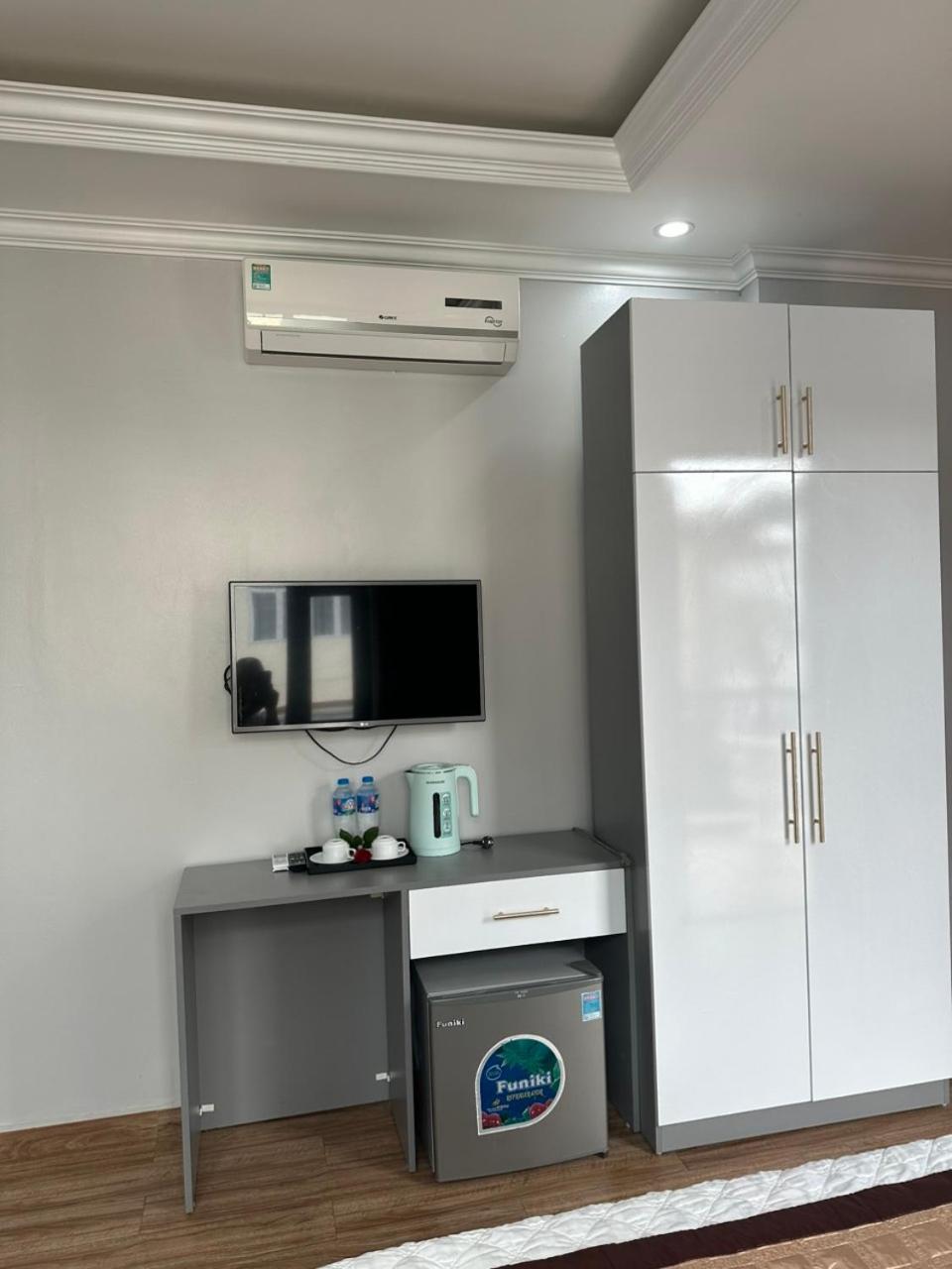 Viet Hoang Hotel ها لونغ المظهر الخارجي الصورة
