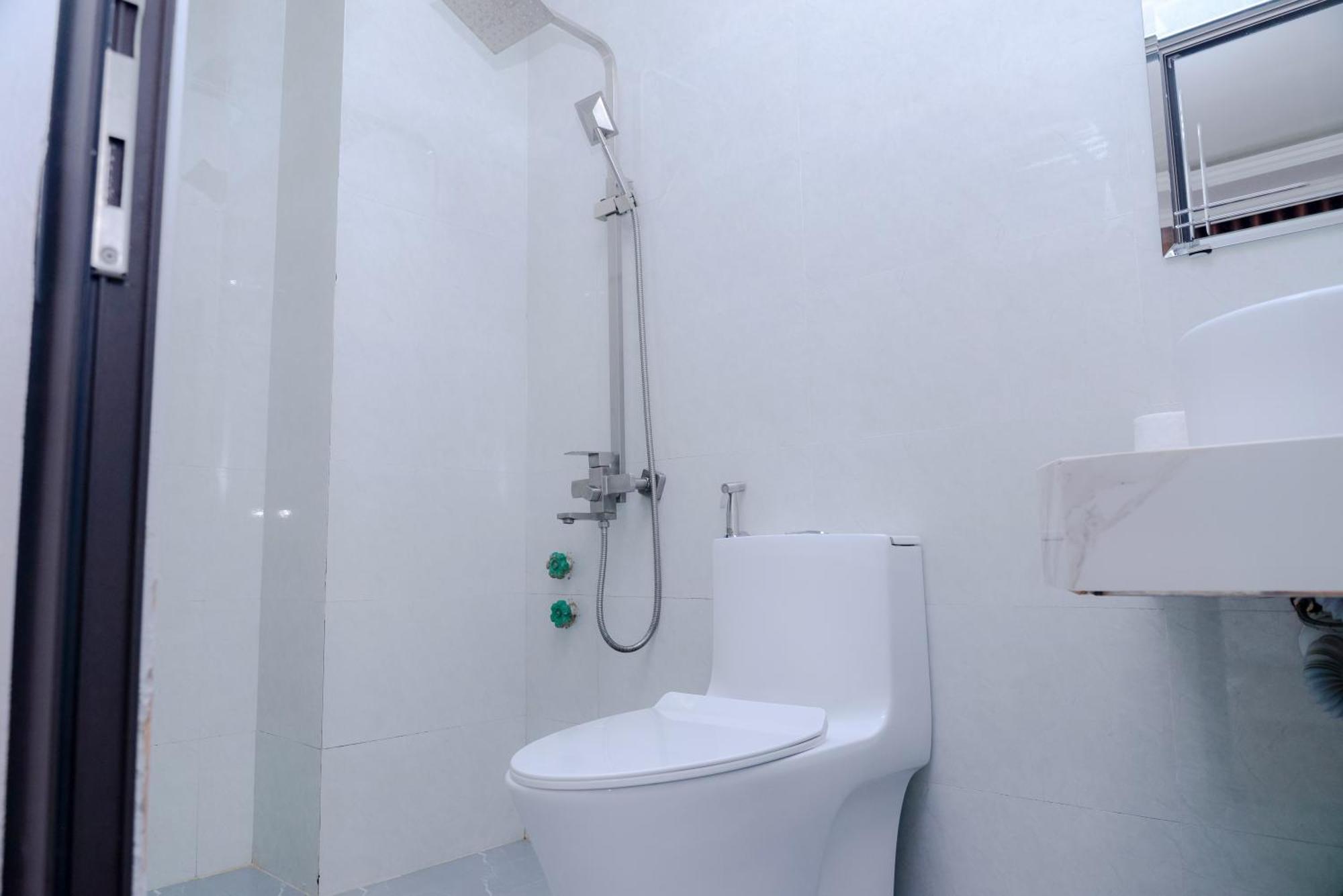 Viet Hoang Hotel ها لونغ المظهر الخارجي الصورة